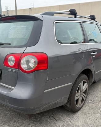 VW Passat sw 2.0g Anno 2007 cil. 1968 gasolio camb