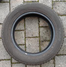 gomme invernali Yokohama 175/65R15 84T