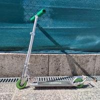 Monopattino bambino Razor freestyle