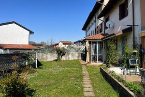 CASA SEMINDIPENDENTE A PASIAN DI PRATO