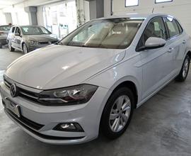 VW POLO 1.6 TDi 95cv (70KW) Highline BlueMotion