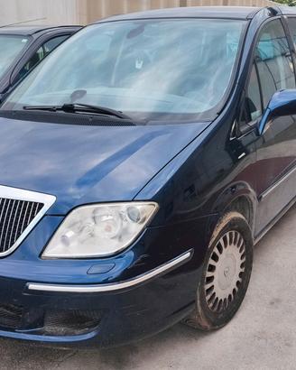 Lancia Phedra anno 2005 ricambi usati