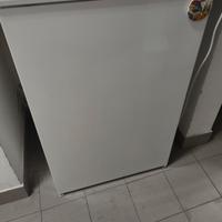 Frigorifero piccolo con scomparto freezer 54x54x87