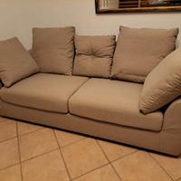 Divano Poltrone e Sofà, larghezza circa 220 cm.