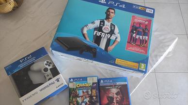 ps4 1000 GB  mai utilizzata