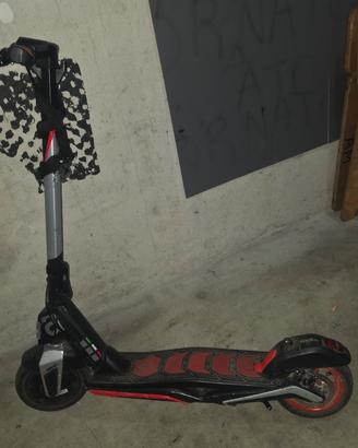 monopattino 