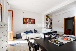 Elegante villa trifamiliare a Montecchio Emilia !!