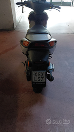 Scooter 4000km tenuto bene sempre tagliandat