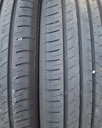 Gomme estive 215/45 R18 93W