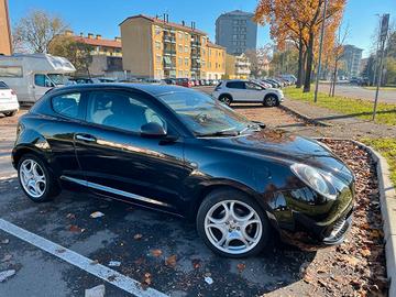 Alfa MiTo JTD 1.3 Subwoofer
