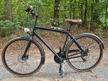 Bicicletta Alpina Comfort 28” con Shimano 21V
