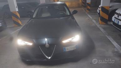 Alfa Giulia 2.2 jtd Lusso