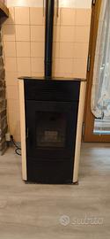 Stufa a pellet Extraflame Dorina - predis. Wi-Fi
