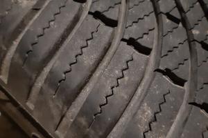 Pneumatico 195/60 R15