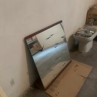 Specchio 70x 70 con gabbiani neri stilizzati