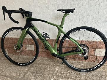 Bicicletta gravel Pinarello mod. Grevil F7