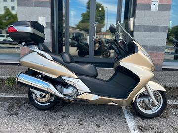 HONDA SILVERWING 600