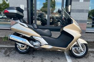 HONDA SILVERWING 600