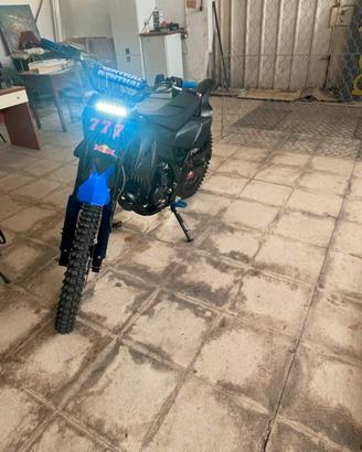 cross 250 