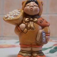 BOMBONIERA THUN COCCINELLA CON MAZZO DI FIORI