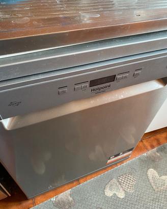 Lavastoviglie Hotpoint Ariston