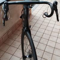 Bici Completa a disco Dogma F12 