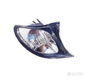 INDICATORE DESTRO ANTERIORE BMW SERIE 3 E46 4P 5P 