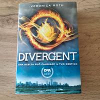 DIVERGENT - VERONICA ROTH