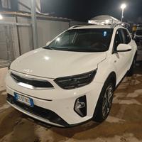 Kia Stonic 2022 1.0L TGDI MHEV 100cv Full Optional