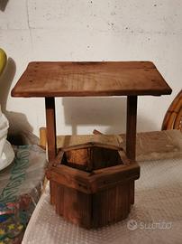 Porta vaso/porta oggetti mini pozzo in legno