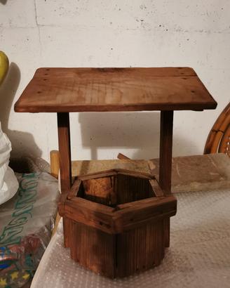 Porta vaso/porta oggetti mini pozzo in legno