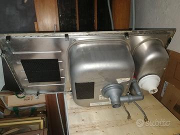 lavello in acciaio doppia vasca