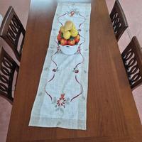 Tavolo rettangolare allungabile  e 6 sedie noce