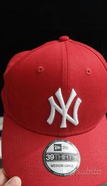 berretto new era rosso