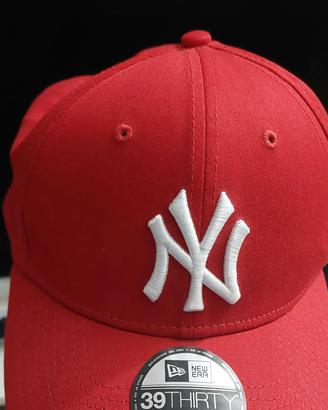 berretto new era rosso