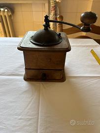 Macina caffè antico