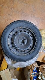 gomme 4 stagioni con cerchi in ferro r14