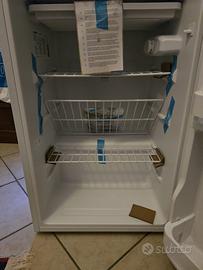 Frigorifero E Comfee rcd132wh2