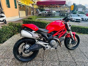 DUCATI Monster 696 PASSAGGIO E TAGLIANDO INCLUSO