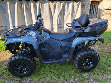 Quad can-am outlander max 4x4 dps