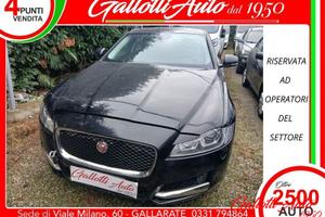 Jaguar XF 2.0 D 180 CV aut.-MOTORE DA RIFARE