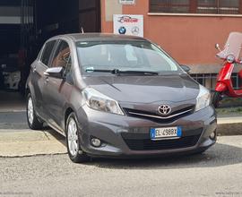TOYOTA Yaris 1.0 5p.