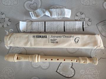 Flauto Yamaha Soprano/Descant YRS-23