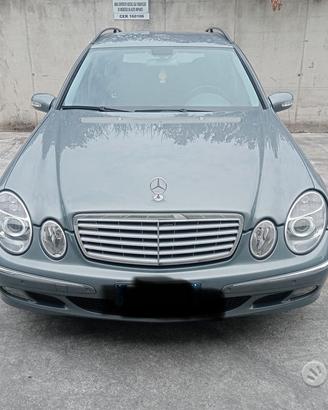 Mercedes classe E w211 320 v6 benzina per ricambi