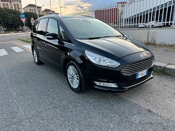 Ford Galaxy 7 posti