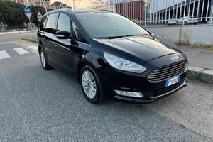 Ford Galaxy 7 posti