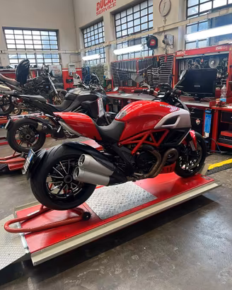 Ducati Diavel 1200