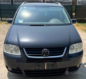 Ricambi usati Volkswagen touran 2.0 diesel BKD
