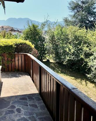 Villa indipendente con giardino e terrazza