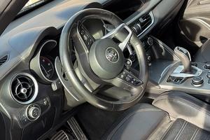Stelvio 2.200 Q4 veloce